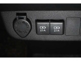 アクセサリーDC12Vソケット装備!USB端子ソケット装備!