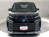 「フロントマスク」です。車の印象を決めるのは【顔】。この車の顔つきは、きっとあなたにピッタリ!?