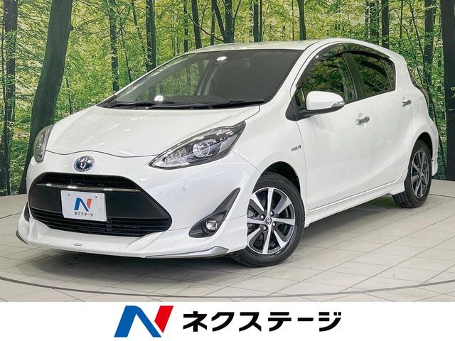 トヨタ アクア 