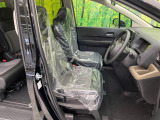 もちろん車内はキレイです♪よりクリーンな状態をキープしたいお客様には『ナノゾーンコート』がおすすめ!新型コロナウイルス対策や、除菌・消臭に効果を発揮し多くの方にご好評いただいております。