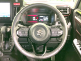 【純正革巻きステアリング】上質な革を使用することで、手にしっかり馴染みとても運転しやすいハンドルです♪