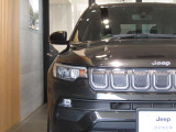 JEEP認定中古車延長保証制度もございます。 お客様のご希望により、保証期間を有償にて更に一年間延長することが可能です。安心なカーライフをお約束します。詳細はスタッフまでお気軽にお問合せ下さい。