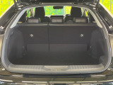 【パワーバックドア】スマートキーや運転席のボタンを押すだけでリアゲートが自動で開閉します!荷物を持っている時や、高い位置にあるバックドアを閉める際に便利な機能です♪