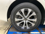 195/65R15インチ ホイールキャップ付き純正アルミホイール