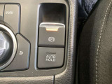 電動パーキングとオートホールドモード装備