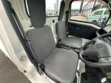 (株)あっぷる関西は業界経験者多数在籍!!新車ディーラー営業・大手中古車ディーラー営業・新車ディーラー整備士など、豊富な知識と経験をお客様の車選びや納車後のサポートをお手伝いさせて頂きます。