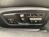 パワーシート搭載。微妙な調整が手軽にでき、ピッタリのポジションで運転することが可能です。