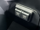 充電用USB端子付き。スマートフォンなどの充電に便利です。