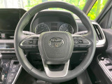 【純正革巻きステアリング】上質な革を使用することで、手にしっかり馴染みとても運転しやすいハンドルです♪