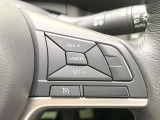【クルーズコントロール】高速道路もラクラク走行。アクセルを離しても一定速度で走行ができ、長距離運転時の負担を軽減!加速・減速も簡単なスイッチ操作で調整できます。