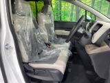 もちろん車内はキレイです♪よりクリーンな状態をキープしたいお客様には『ナノゾーンコート』がおすすめ!新型コロナウイルス対策や、除菌・消臭に効果を発揮し多くの方にご好評いただいております。