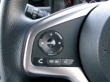手元でオーディオ関係の操作が可能!運転中も操作可能です♪