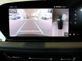 遠方のお客様へのご納車は、陸送会社を使用してお届けしております。操作説明は、動画やメール、お電話にて詳しくご説明させていたきます。またご納車後の調子伺いでも補足説明をいたします。