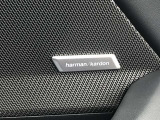 ハーマンカードンのカースピーカーは良質な音を届けると同時に、その先にある車内空間における上質な&ldquo;音楽体験&rdquo;も提供している。