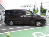 万が一のトラブルにも、全国の3000ケ所の日産サービス工場で修理可能!!年間走行距離無制限、バッテリーも保証対象です!