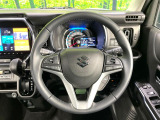 【純正革巻きステアリング】上質な革を使用することで、手にしっかり馴染みとても運転しやすいハンドルです♪