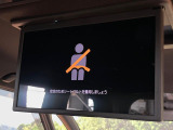【フリップダウンモニター】大画面モニターで後席でもエンタメをお楽しみいただけます。小さなお子様にも大人気の装備です♪