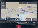 純正ナビを装備。タッチパネル式で使いやすく、お出かけもラクラクです。