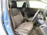 見通しのよいすっきりとした視界で、誰でも運転しやすいです。運転のしやすさは疲れにくさにも繋がりますよ♪
