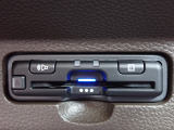 ■【ETC車載器】が装備されています。セットアップをしてお渡しとなり、ETCカードを差し込むだけで高速道路の利用が可能です。