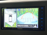 【アラウンドビューモニター】専用のカメラにより、上から見下ろしたような視点で360度クルマの周囲を確認することができます☆死角部分も確認しやすく、狭い場所での切り返しや駐車もスムーズに行えます。
