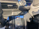 電動パーキングブレーキとオートブレーキホールドで運転の負担を軽減してくれます!