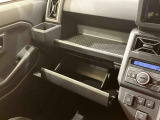 弊社では、お車を納車してからが本当のお付き合いのスタートだと思っています。お客様に頼りにされる「お店」を目指しています!