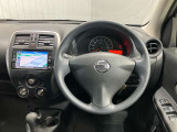 【運転席・助手席】スッキリとしたハンドル周りで使い勝手がいいです★