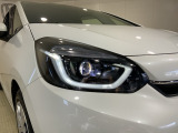 LEDヘッドライトで夜道も安心!