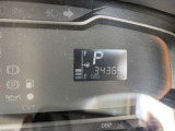 実走行3.4万kmです。まだまだ長くお乗りいただける低走行車です。