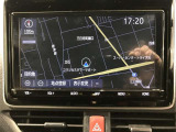 純正ナビを装備。タッチパネル式で使いやすく、お出かけもラクラクです。