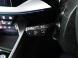 アダプティブクルーズコントロール機能搭載。前方の車両の速度に合わせて車間距離を一定に保ち、自動的にアクセル・ブレーキを調整します。