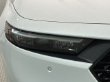 LEDヘッドライトは、点灯の瞬間から最大光量を発揮し、突然暗くなるトンネルなどでの安定感を高めます。
