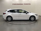 【まるごとクリーニング】シートを取り外し、車内を徹底洗浄。隅々まで丁寧に仕上げています。