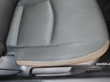 運転席の状態が特に出る場所ですが、ご覧の通りにほつれが発生していますのでご確認ください。