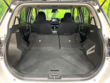 普段のお買い物や通勤、送迎等に十分な荷室スペースを確保しております。セカンドシートを倒すと、大きな荷物の積載も可能です♪
