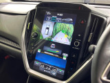 【マルチテレインモニター】車のフロントやサイドのカメラ画像を同時にモニター表示することで、悪路や狭い道を走行時でも周囲の状況確認ができ安心!本格SUVにうれしい装備です♪