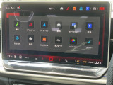 「Discover Pro MAX」15インチの大型タッチスクリーンを採用。シンプルで直感的な操作性と高い視認性を実現。声で呼びかけるだけで多彩な機能を操作できる「IDAボイスアシスタント」機能付き。