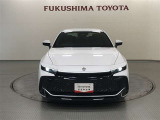 スタイリッシュなクーペシルエットと、力強さを感じさせるリフトアップスタイルを組み合わせた、流麗でダイナミックなスタイル!左右に一直線につながるヘッドランプが、シンプルながらも存在感を感じさせてくれます