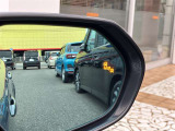 ブラインドスポットモニター★後方側から接近してくる車両を検知して危険をお知らせしてくれます。
