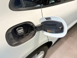 電車でお越しの方は、新幹線「新大阪駅」から乗り換えがスムーズな北大阪急行「箕面萱野駅」より徒歩約9分です。駅から徒歩圏内に位置しており、新幹線をご利用の遠方のお客様でもアクセスしやすい好立地です。