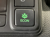 ★ECONスイッチ★ エコドライブを加速しよう!スイッチをONにすると、運転の仕方によるロスを抑え込み燃費をよくするようクルマが頑張ります(*^ー^*)燃費向上にチャレンジ♪