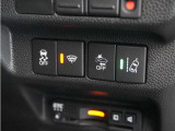 ◆横滑り防止装置◆コーナーリング時の横すべりを抑える機能と、車両の急激な挙動変化を抑える機能で、安定した走行を実現しています。運転に安心とゆとりが出来ます。