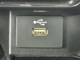 前席USB電源です。
