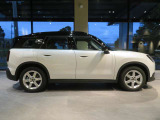 気になる車両へのご質問も大歓迎です。お気軽にMINI 一宮 0078-6002-369993 (無料)までご連絡ください!