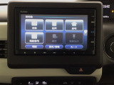 【オーディオ機能】ナビに一体のオーディオは、CDプレーヤーを装備♪もちろんFM/AMラジオもお聞きいただけますよ♪