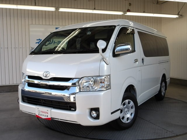 トヨタ ハイエース 