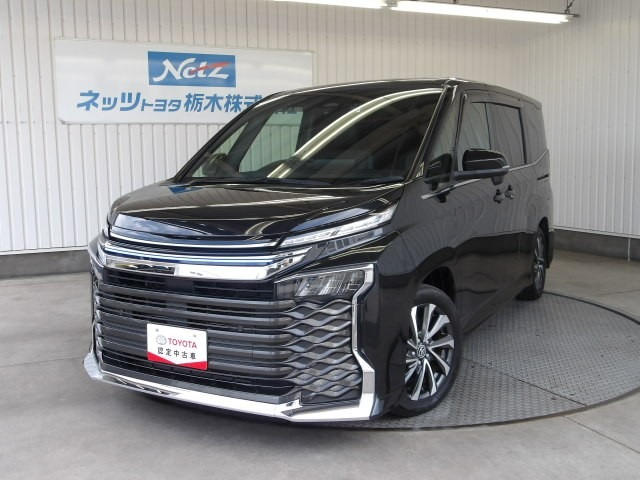 トヨタ ヴォクシー 