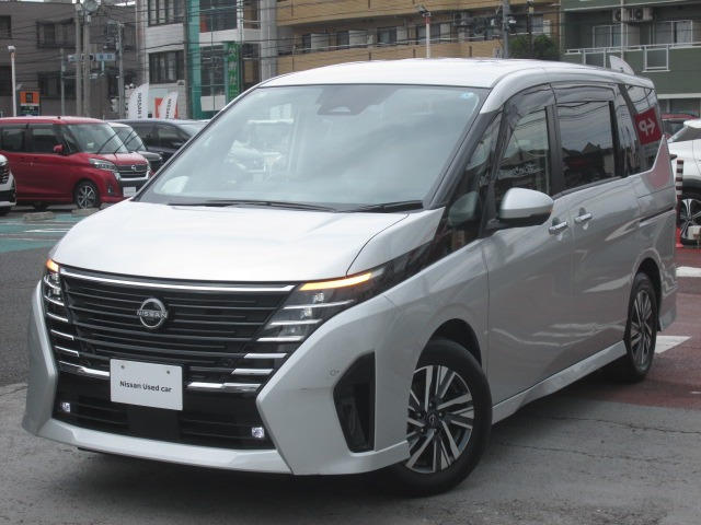 セレナ 2.0 ハイウェイスターV 