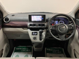 インパネ全体!視界が良好で小回りが利くので運転が苦手な方でも運転しやすいです♪